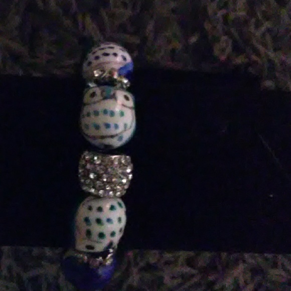 Handcrafted bracelet - Picture 4 of 4